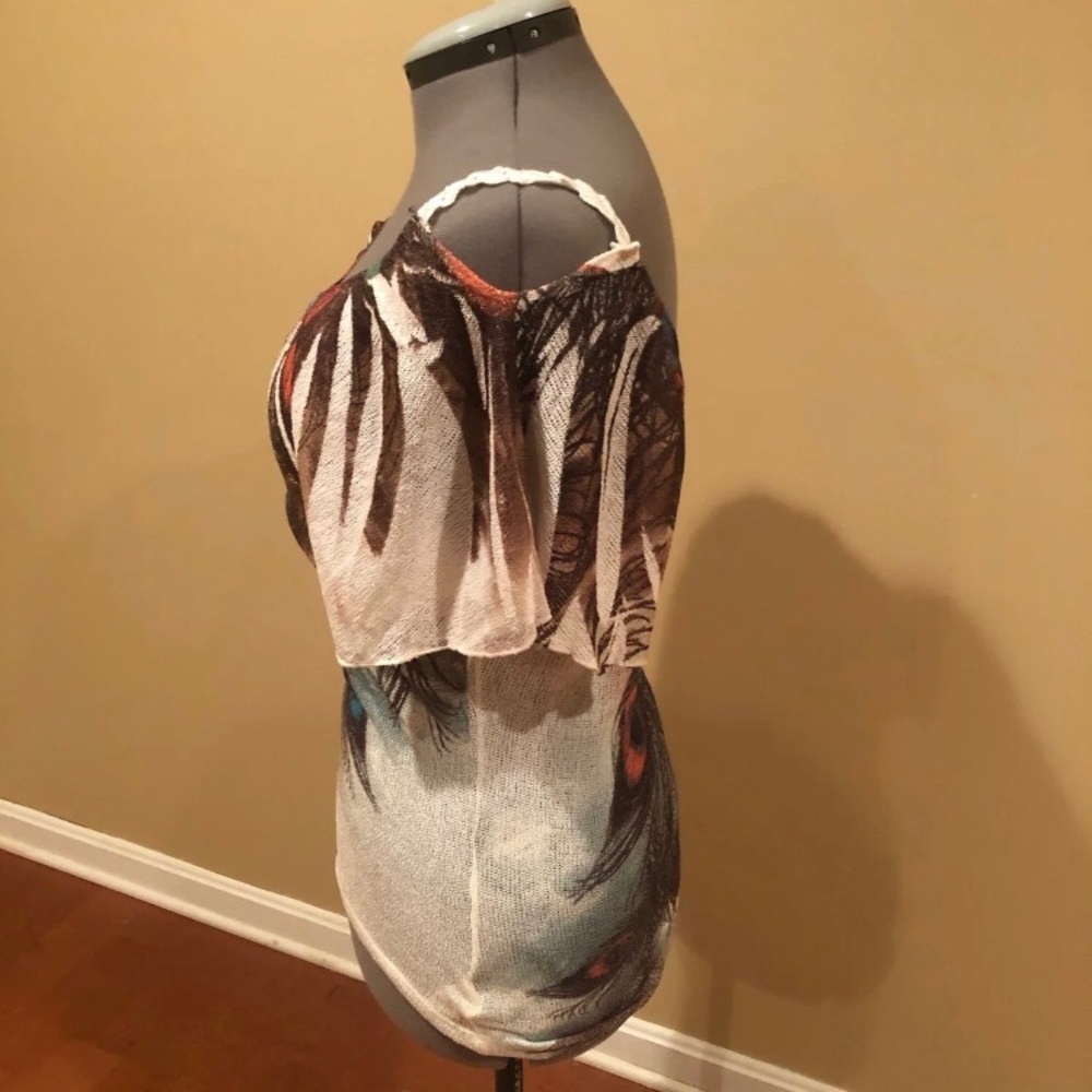 Cold Shoulder Top - Picture 3 of 3